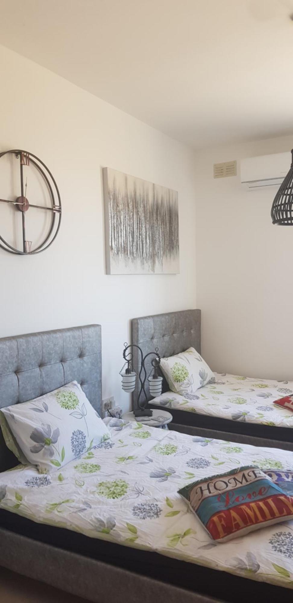 Sunshine Court Budget St. Paul's Bay Exteriör bild