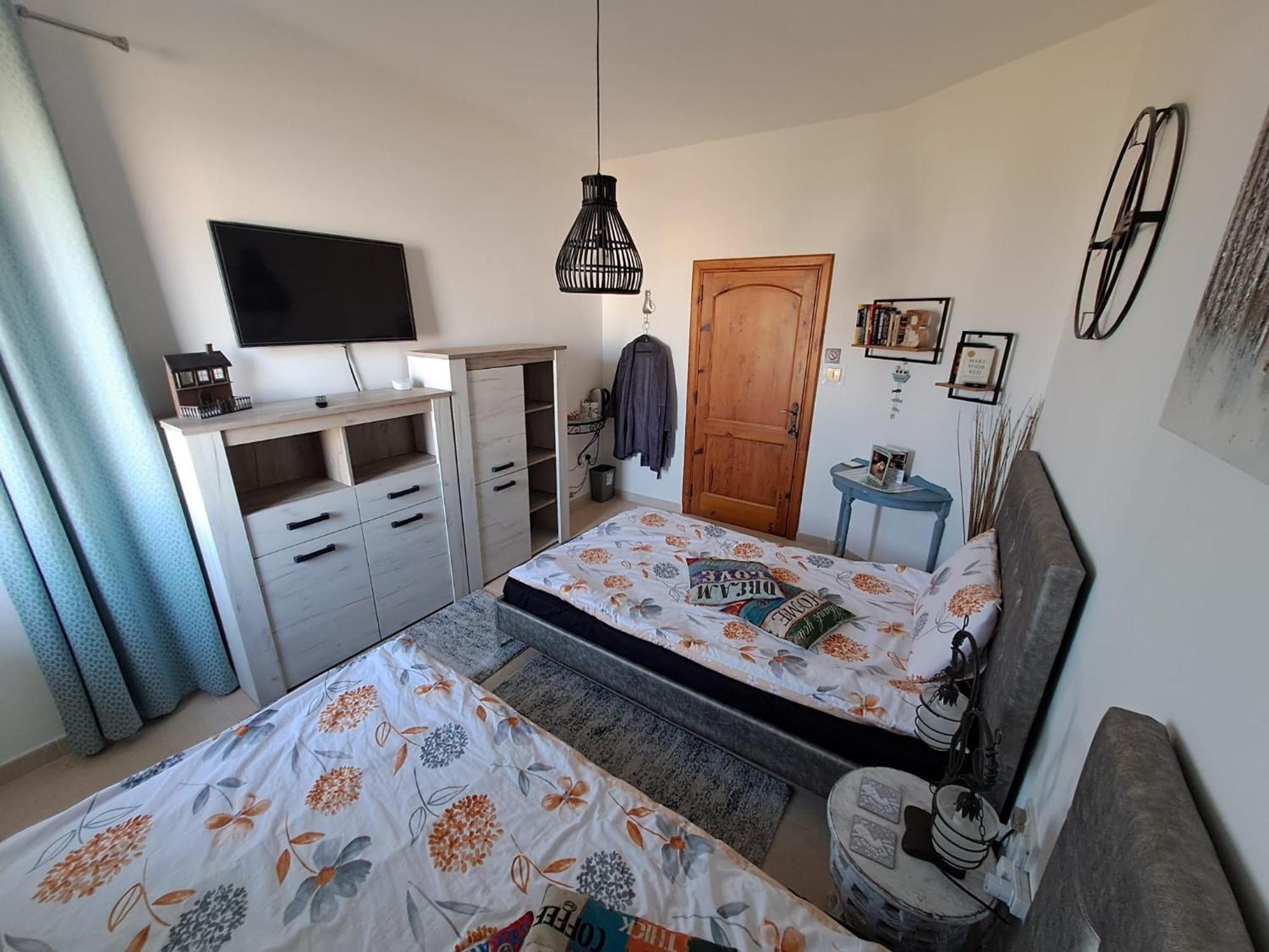 Sunshine Court Budget St. Paul's Bay Exteriör bild